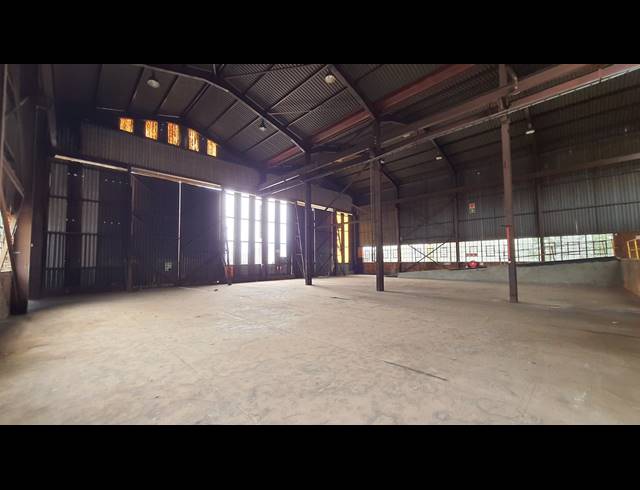 1,849M² WAREHOUSE TO LET IN CHLOORKOP